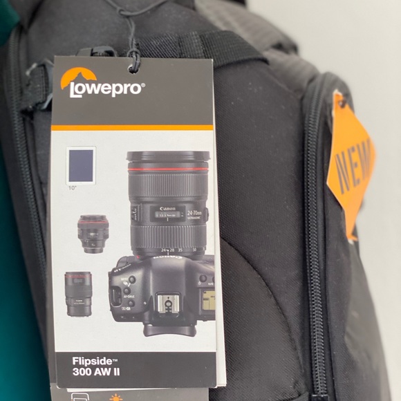 NWT Lowepro Black comfy photography backpack - Picture 9 of 9